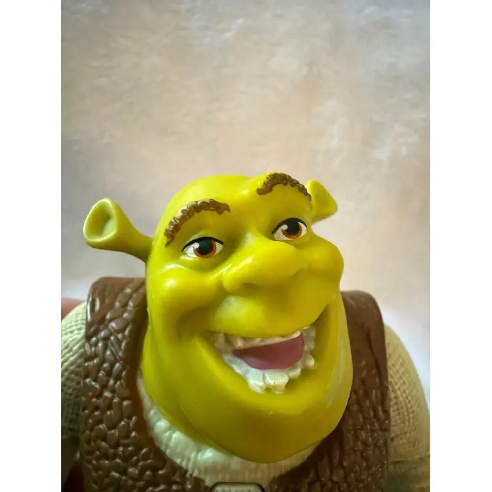2007 McDonald's Shrek The Third Shrek Figure Happy Meal Toy DreamWorks
